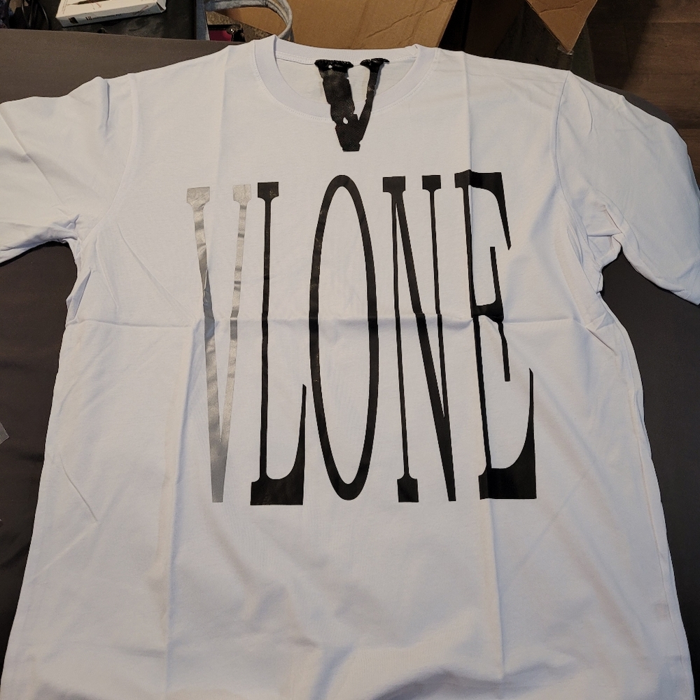 Vlone tee